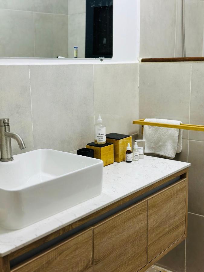 F4 - Chic - Piscine - Salle Fitness Dakar Ngoại thất bức ảnh