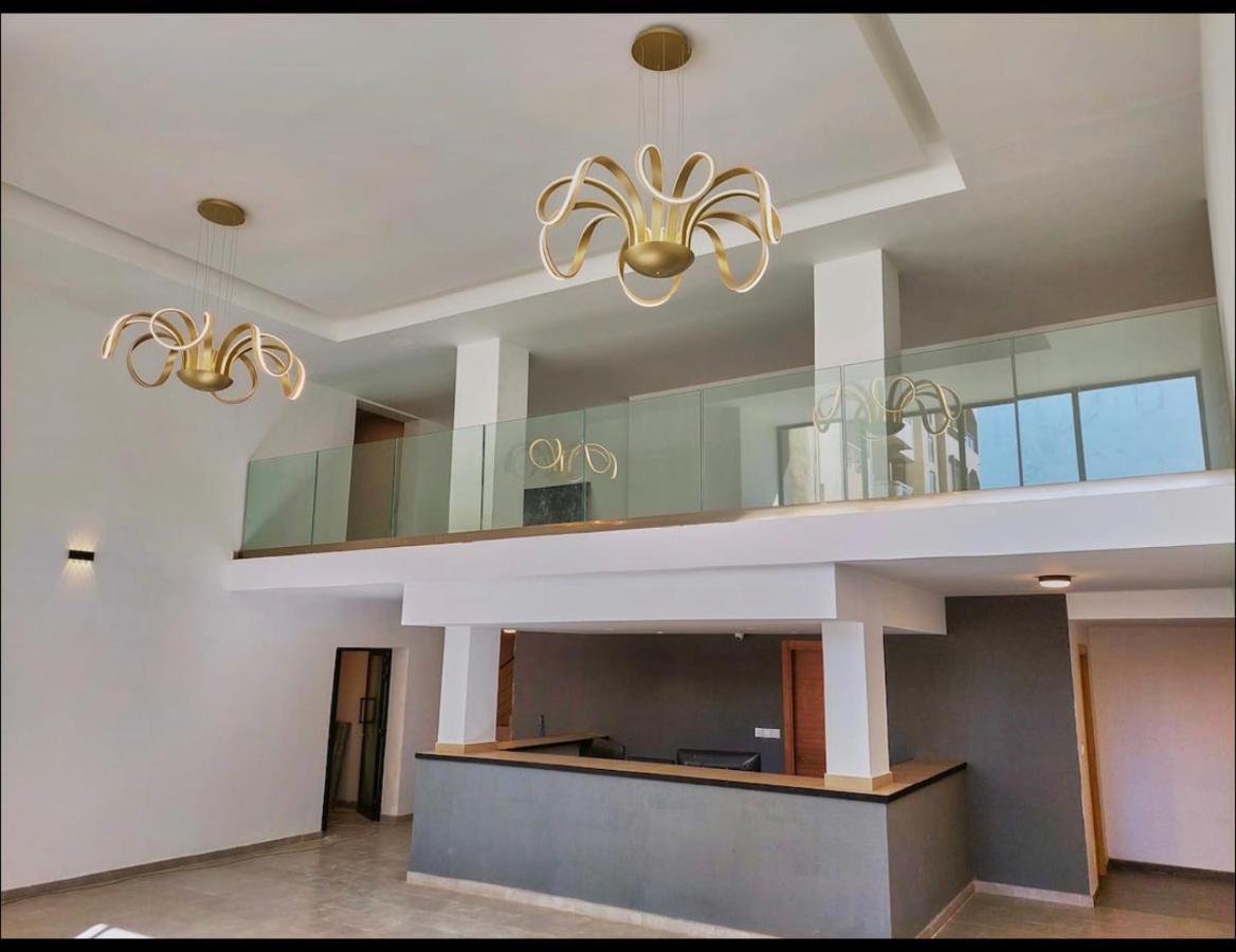 F4 - Chic - Piscine - Salle Fitness Dakar Ngoại thất bức ảnh