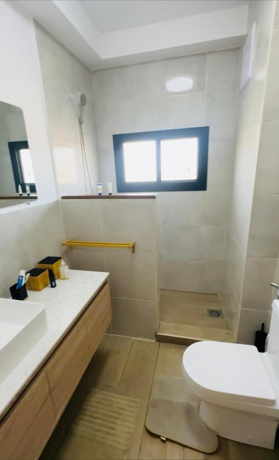 F4 - Chic - Piscine - Salle Fitness Dakar Ngoại thất bức ảnh